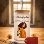 مج همسات الزجاجي بغطاء خشب ومصاصة من Quorvella